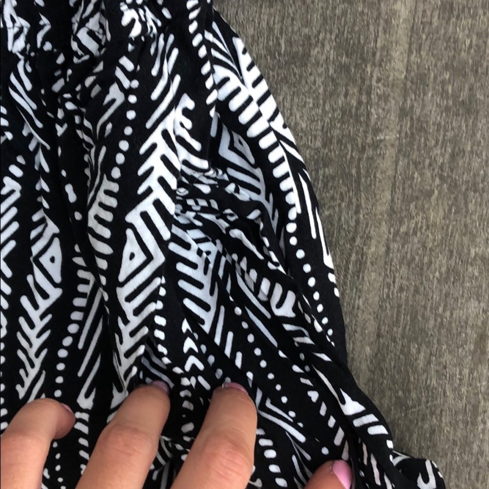 Romper - Picture 2 of 3